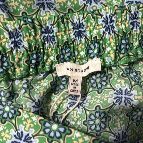 3/$14 Max Studio Sheer Patterned Midi Skirt Size: M - Picture 5 of 8